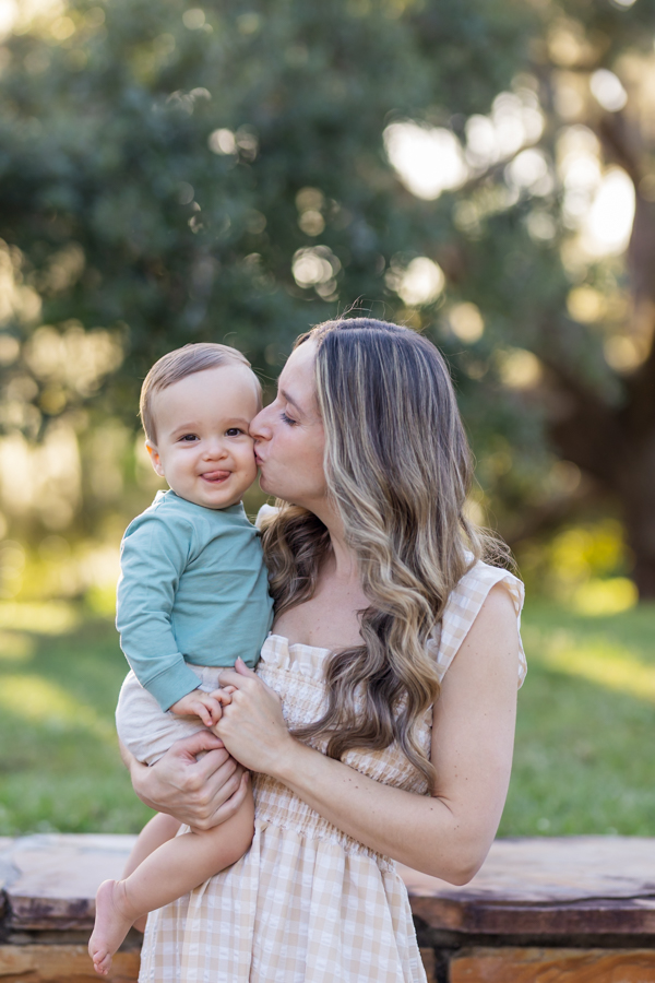 mom and baby pictures